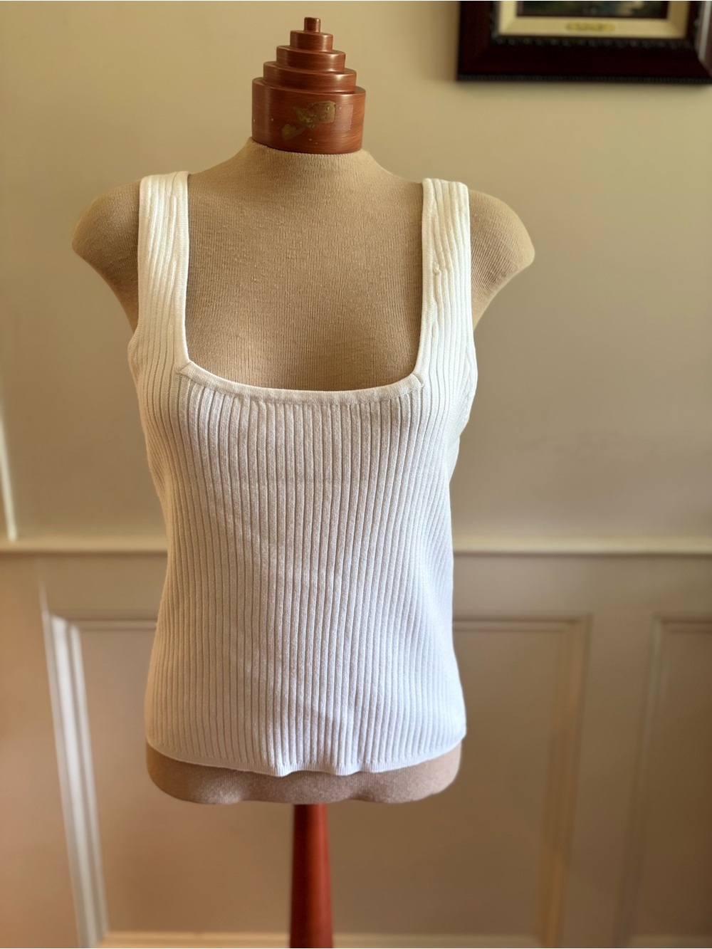 Avec Les Filles White Ribbed Square-Neck Tank